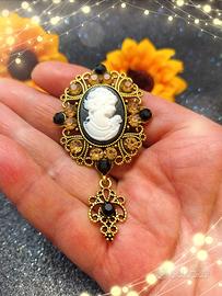 Spilla vintage Cammeo in metallo 