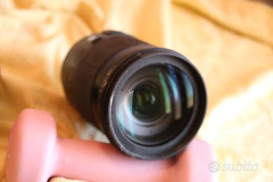 Obiettivo zoom 18-300