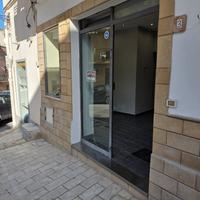 Locale commerciale uso ufficio o negozio a Capaci