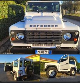 LAND ROVER DEFENDER