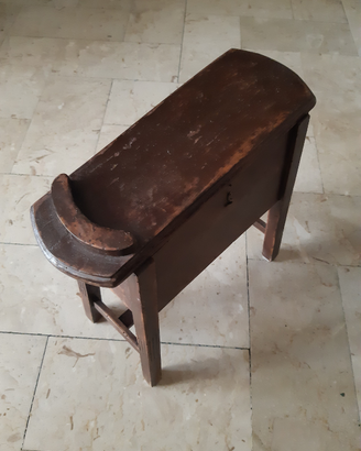Mobile antico Lucida scarpe
