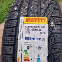 PNEUMATICI INVERNALI PIRELLI 245/35 R19 NUOVI