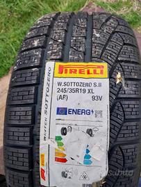 PNEUMATICI INVERNALI PIRELLI 245/35 R19 NUOVI