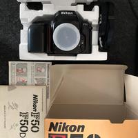 Nikon F50 con scatola e manuali