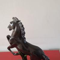 cavallo rampante, soprammobile.