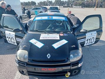 Renault Clio RS 2.0 - Omologata per pista e rally