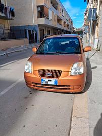 Kia Picanto 2007. Benzina  3000€