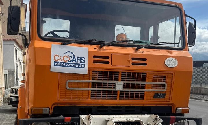 FIAT OM 75 4x4 munito di verricello 27.863 km
