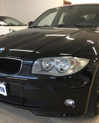 Bmw 116i cat 5 porte Shadow Line