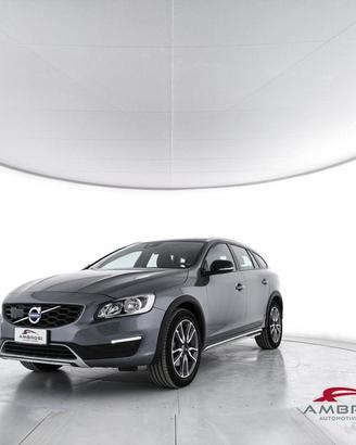VOLVO V60 Cross Country D3 Geartronic Pro