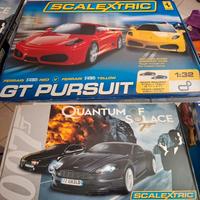 Due piste Scalextric e accessori