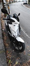 SCOOTER KYMCO AGILITY 125cc R16