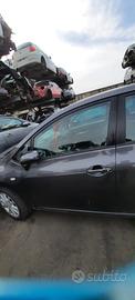 TOYOTA AURIS 2007 - PORTA ANTERIORE SINISTRO