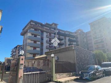 4 LOCALI A PALERMO