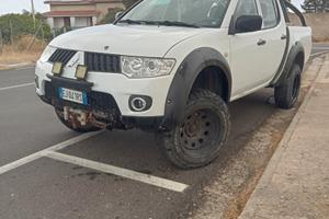 Mitsubishi l200 (2006-2015) - 2011