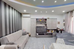 AMPIO TRILOCALE RISTRUTTURATO A 300m DAL MARE!