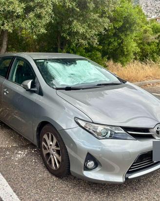Toyota Auris Lounge 1.4 D-4D
