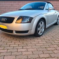 AUDI TT 1ª serie - 2002