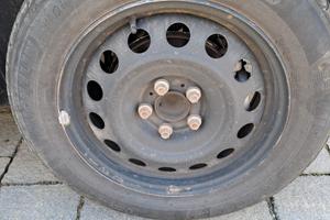 4 cerchioni in ferro per gomma 205/60 16