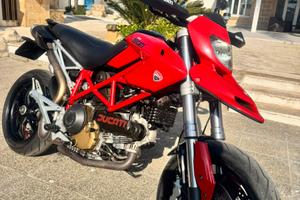 Ducati Hypermotard 1100
