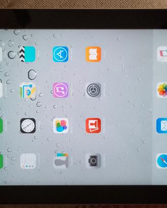  Apple iPad 2 Wi-Fi 16GB