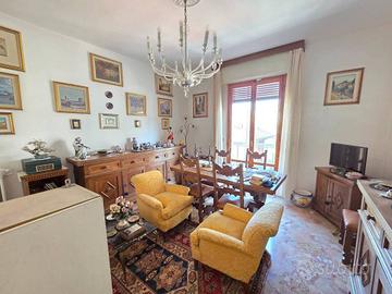 Appartamento di 116 m² con 4 locali a Firenze