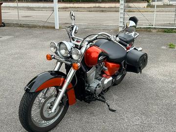 Honda shadow 750