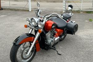 Honda shadow 750