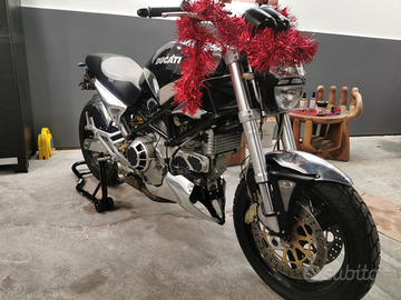 Ducati Monster 900 2001