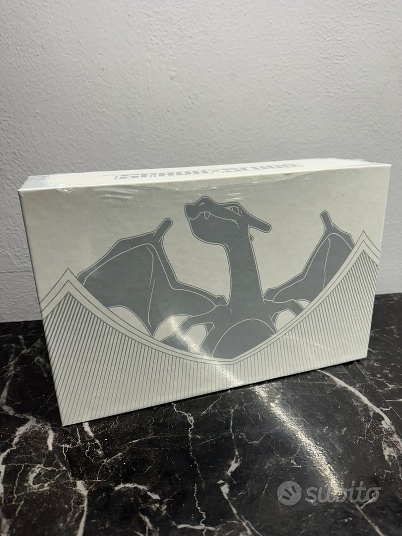 Pok&eacute;mon TCG - Charizard Ultra Premium Collection [Spada &amp; Scudo
