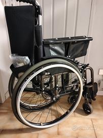 sedia a rotelle pieghevole ultraleggera Exelle