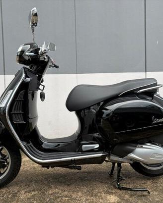 Vespa GTS 300 Super