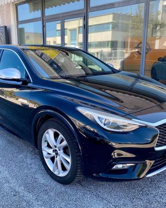Infiniti Q3 1.5 diesel Executive - 2016