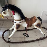 Cavallo a dondolo cavalcabile d'epoca