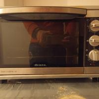 Fornetto elettrico Ariete funzionante ma lercio