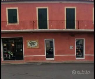 Locale a reddito alla Maddalena (OT)