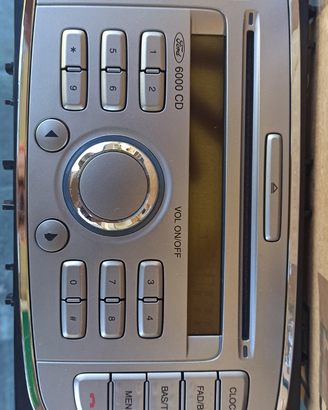 Stereo Ford focus