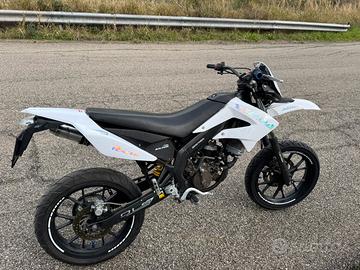 Motard Derbi 50 SENDA DRD