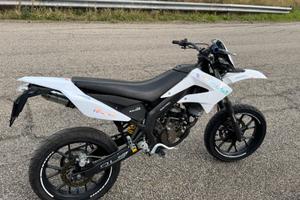 Motard Derbi 50 SENDA DRD