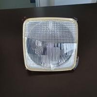 Faro anteriore Fiat 125 special