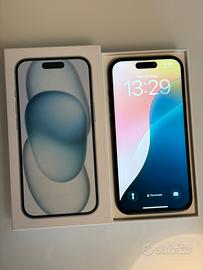 Iphone 15 128gb schermo nuovo e batteria nuova