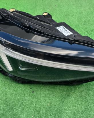 VOLVO XC40 Restyling FULL LED Faro Fanale Destro D