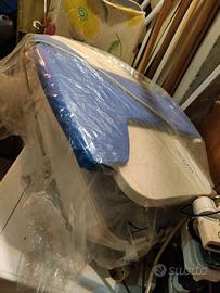 pressa per stiro chiusura automatica con spuzzini