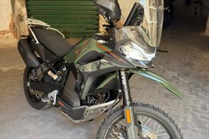 CFMOTO 1000MT-X con soli 4.100 km