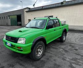 Mitsubishi l200 - 2000