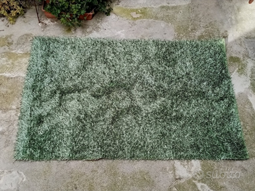 Tappeto verde effetto prato
