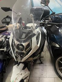 CFMoto 650MT incidentata