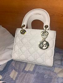 Borsa tipo lady Dior