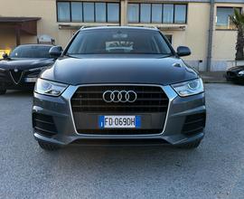 AUDI Q3 2.0 TDI 120CV DESIGN