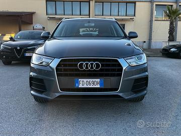 AUDI Q3 2.0 TDI 120CV DESIGN